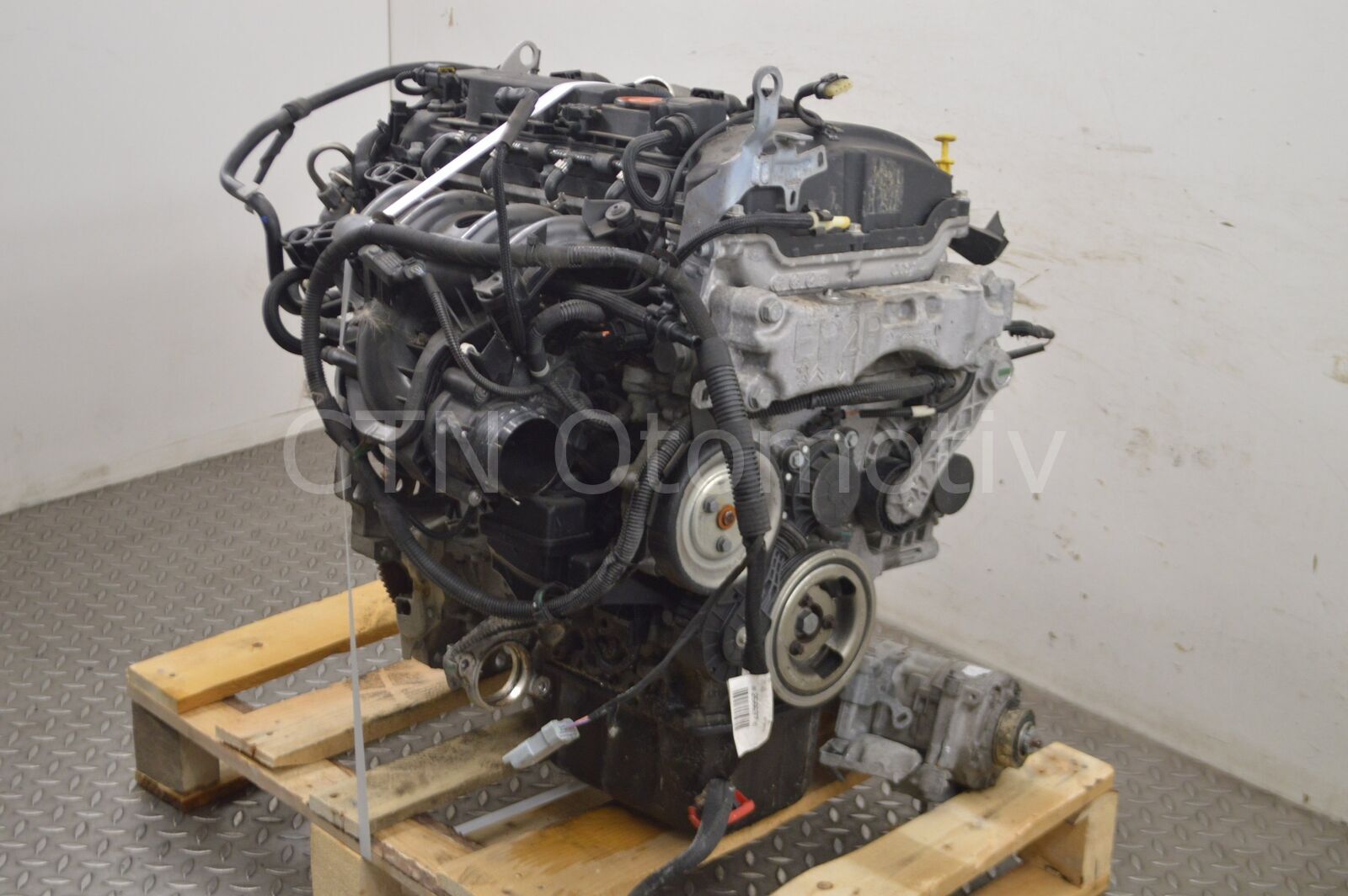 PEUGEOT 3008 1.6 THP ÇIKMA MOTOR (5GZ)