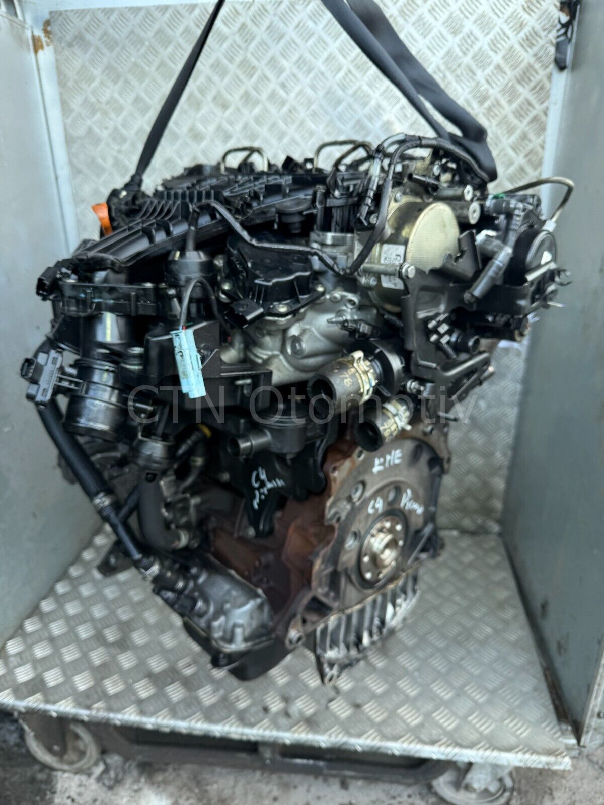 PEUGEOT 5008 2.0 HDİ ÇIKMA MOTOR (RHE)