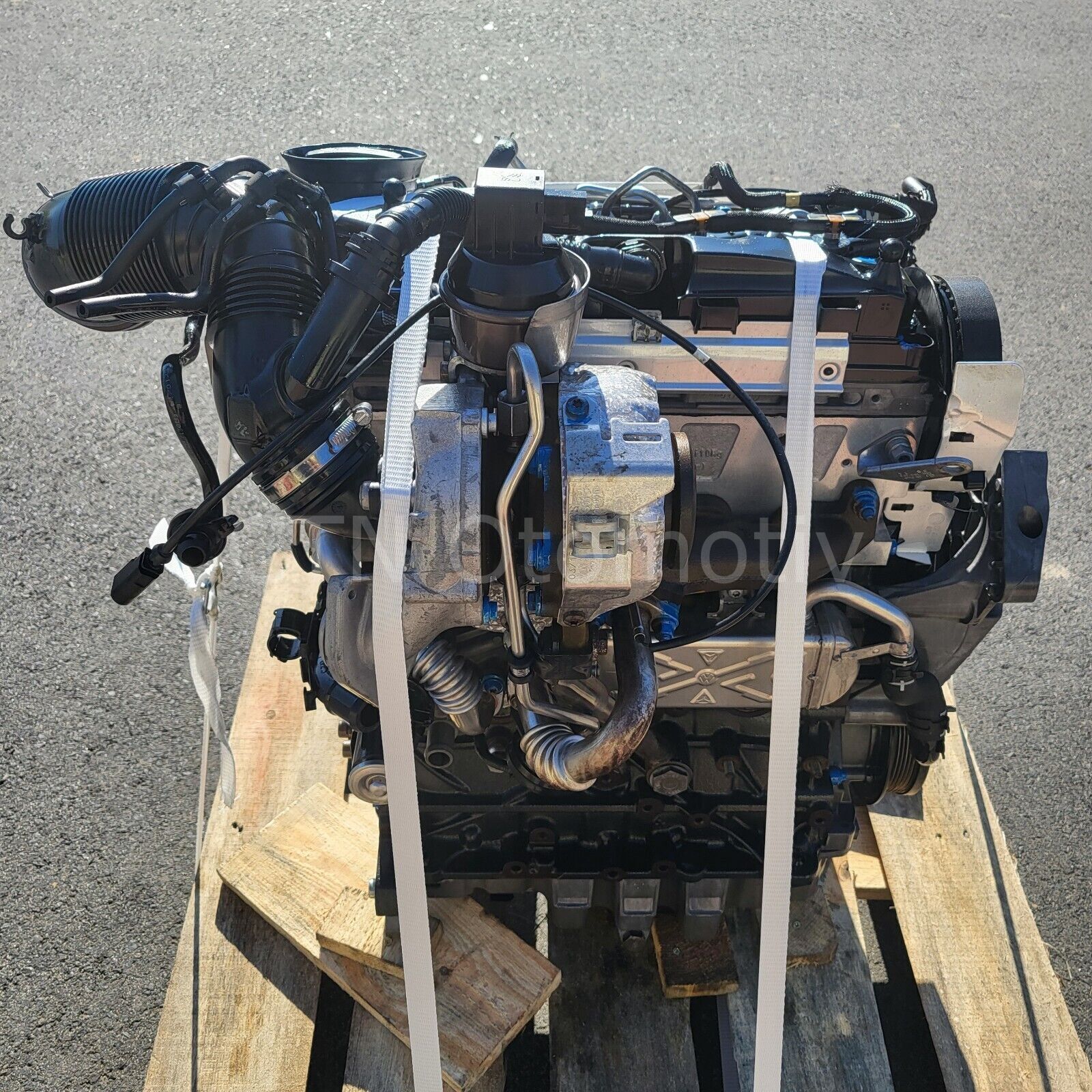AUDI A1 2.0 TDI ÇIKMA MOTOR (CFHB)