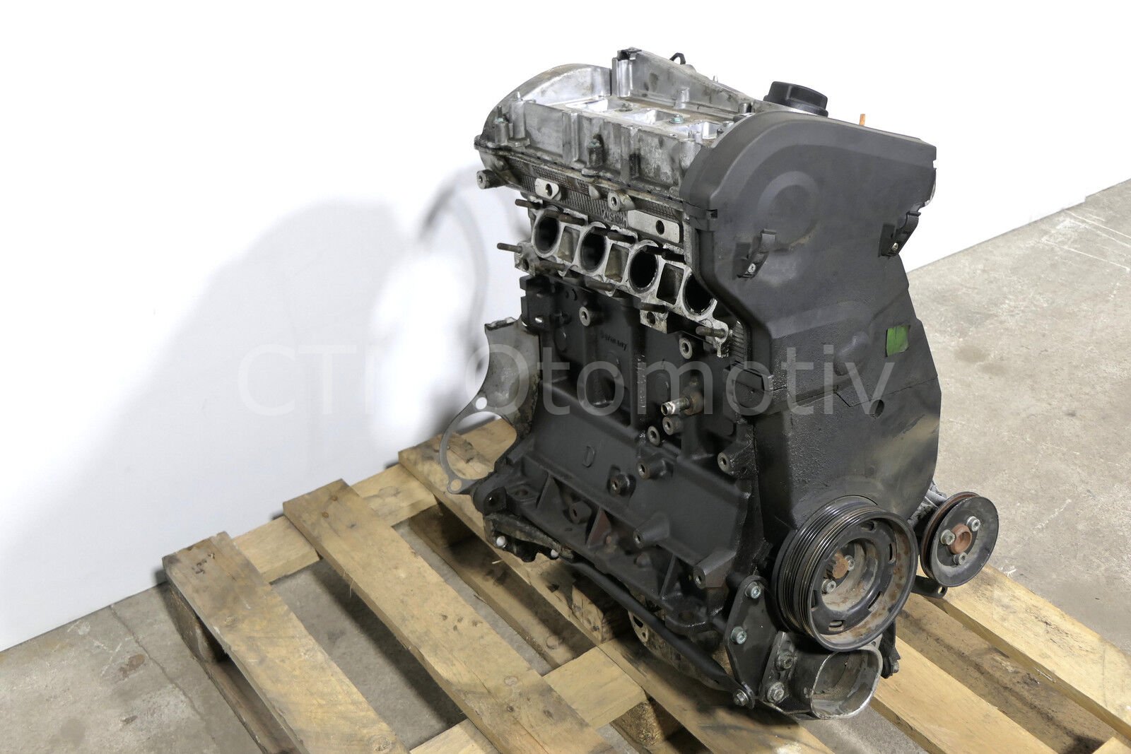AUDI A4 1.8 T ÇIKMA MOTOR (AEB)