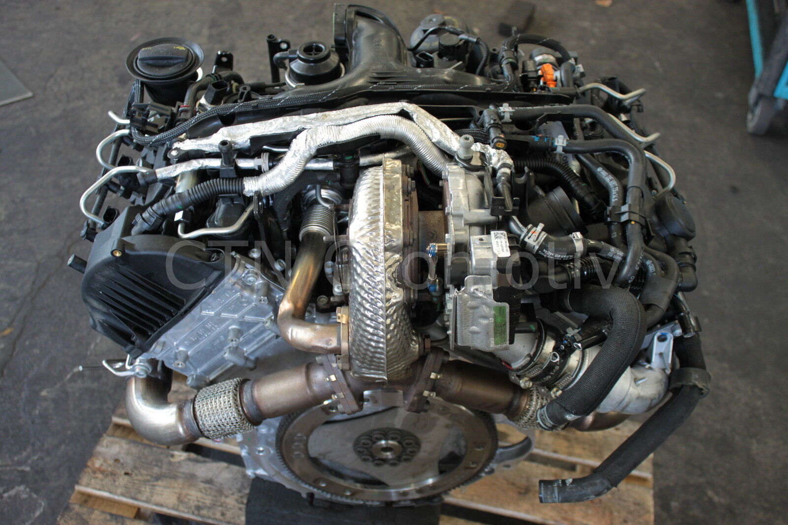 AUDI A5 3.0 TDI ÇIKMA MOTOR (CLAB)