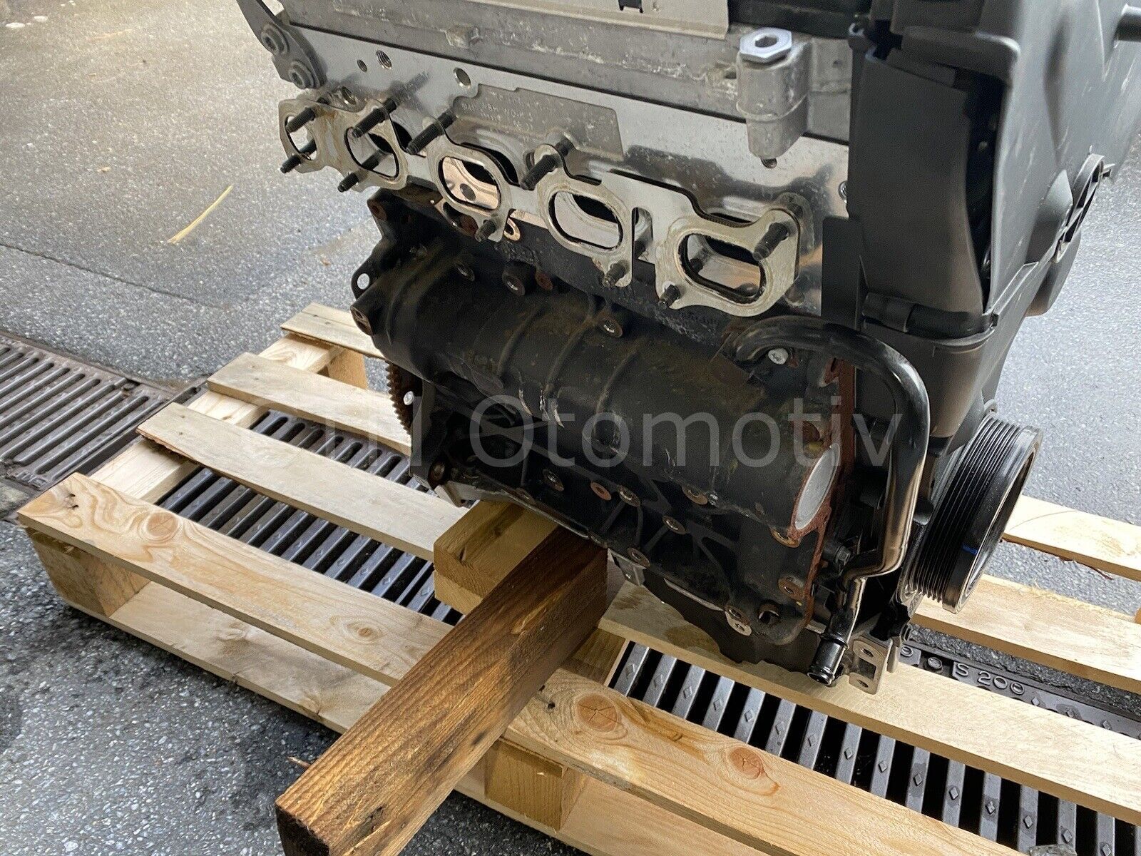 AUDI 2.0 TDI ÇIKMA MOTOR (CNHA)