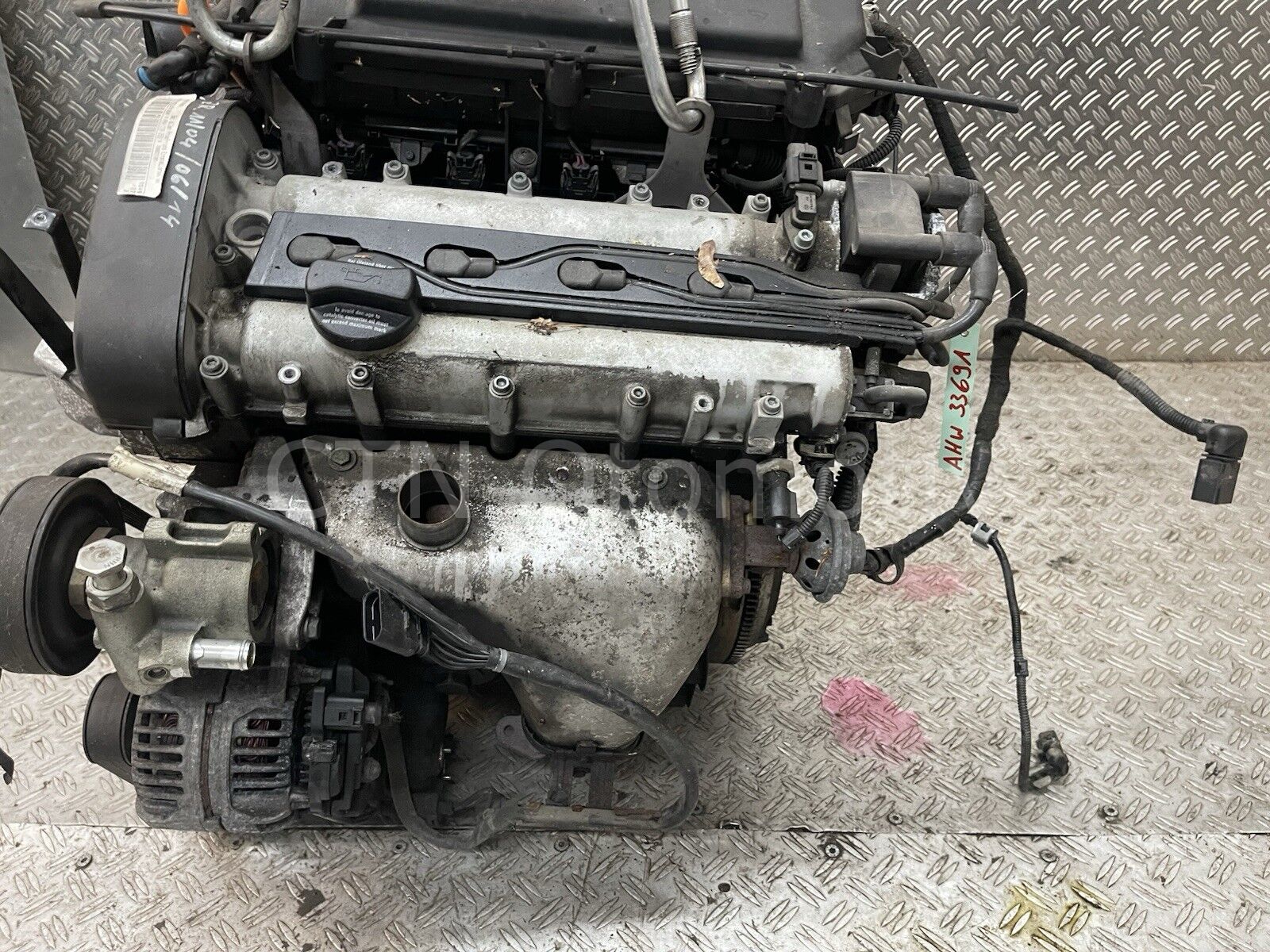 Volkswagen Golf 1.4 Çıkma Motor (AHW)