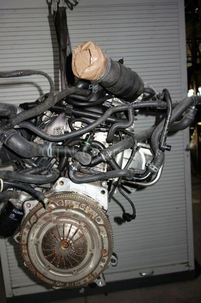 Volkswagen Golf 2.0 Çıkma Motor (AZH)