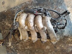 Hyundai Trajet 2.0 Benzinli Motor Emme Manifoldu (G4JP)