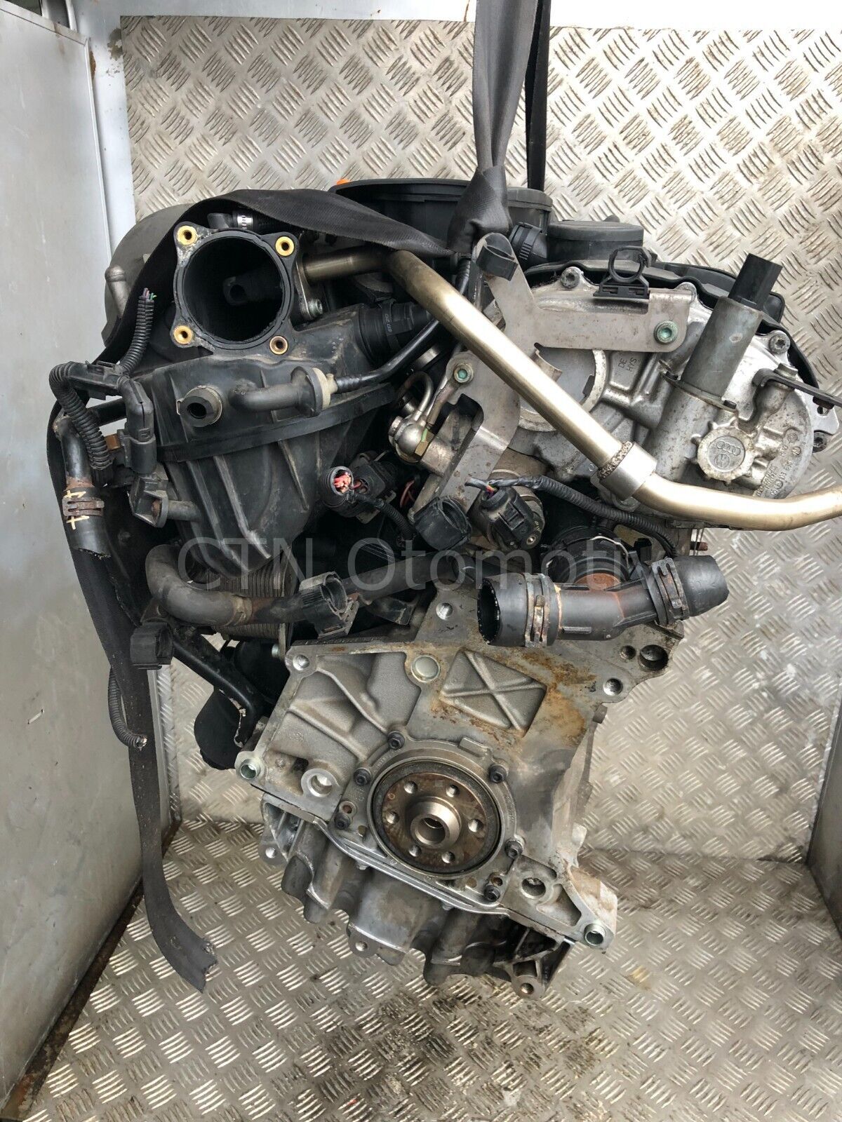 Volkswagen Passat 2.0 FSI Çıkma Motor (BLR)